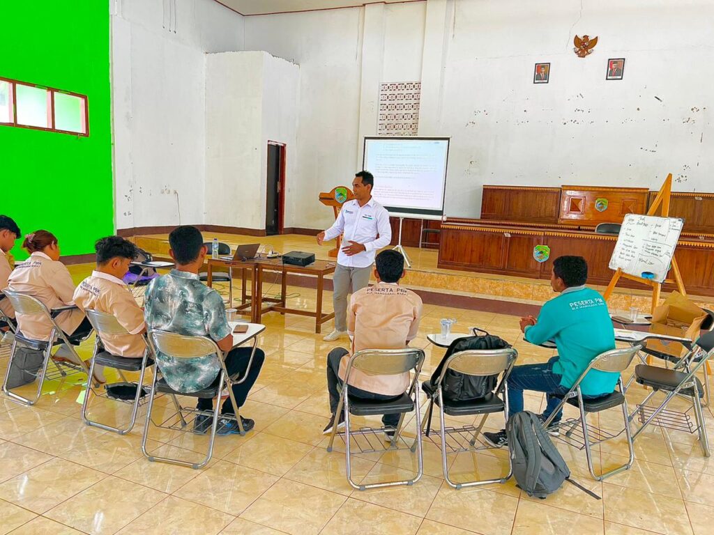 Komodo Trekker Guide