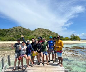 Snorkeling Day at Kanawa Island Labuan Bajo | Komodo Trekker